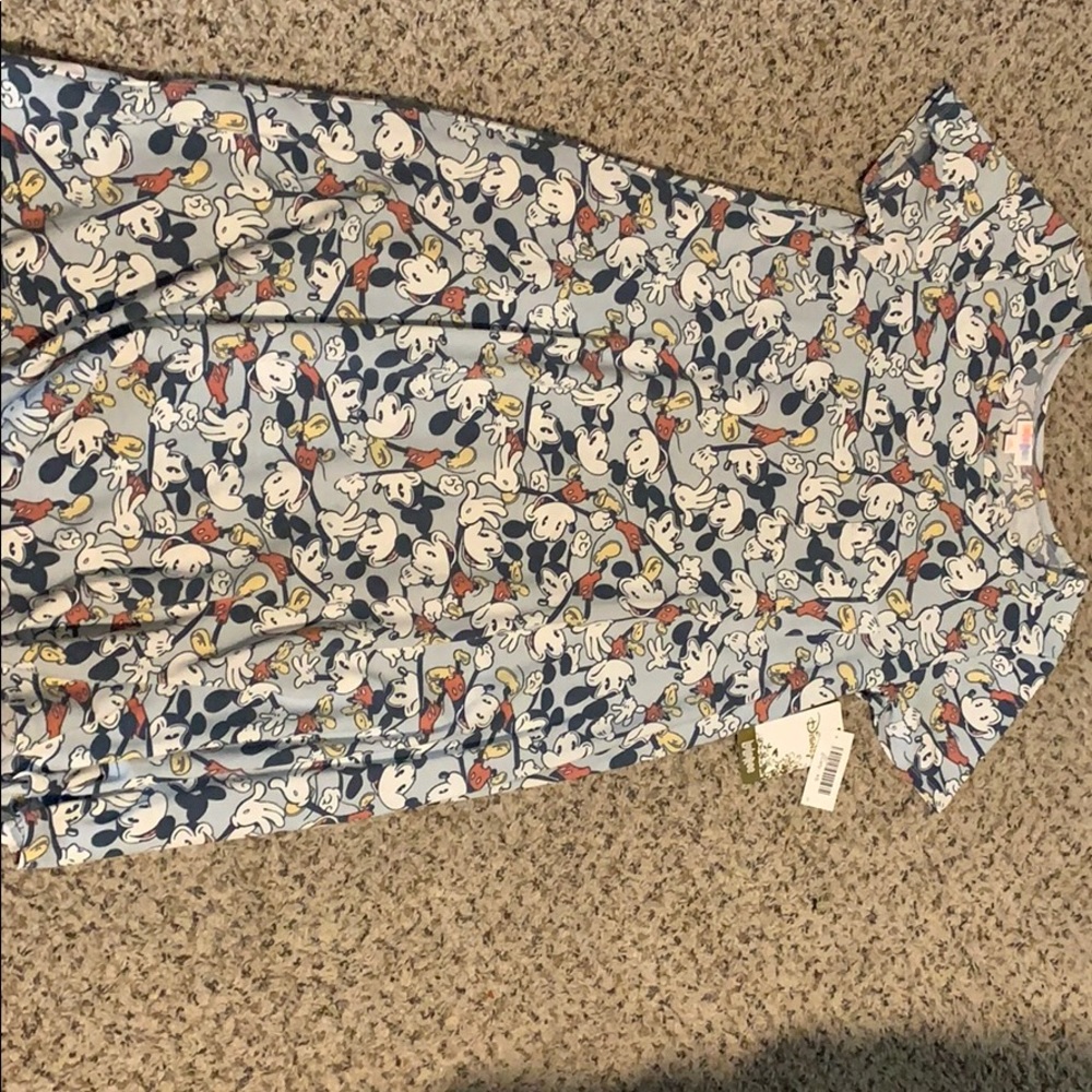 XS Lularoe Carly